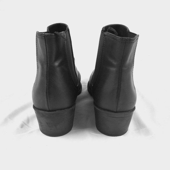H&M Divided Black Ankle Booties Womens - Picture 4 of 9